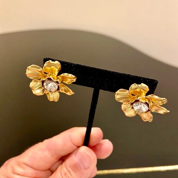 NWT Luxury Minimalist Formal J. Crew crystal preppy floral statement earrings - Picture 12 of 17